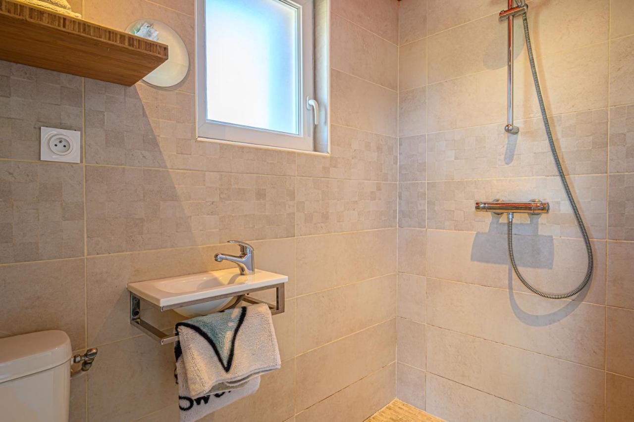 Petit Duplex Proche Mer 普卢伊内克 外观 照片